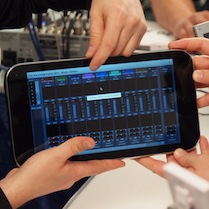 Intel MeeGo Tablet (Demo of  music production on the go)