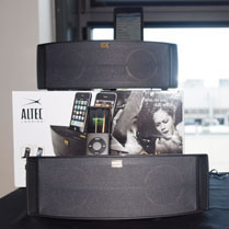 Altec Lansing's Octiv Duo Dock