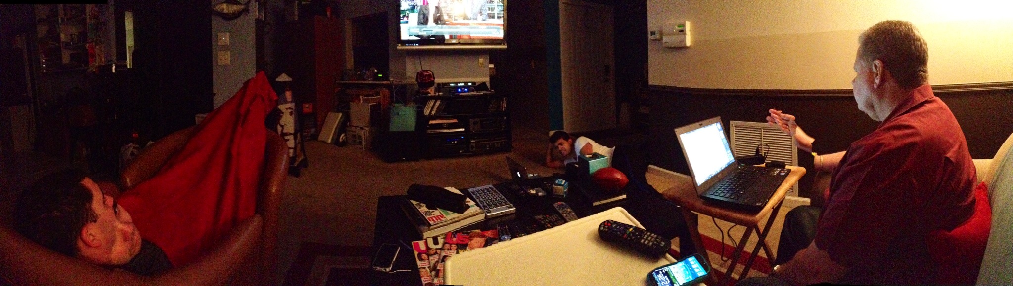 iOS 6 Panorama feature slicing dave's hand