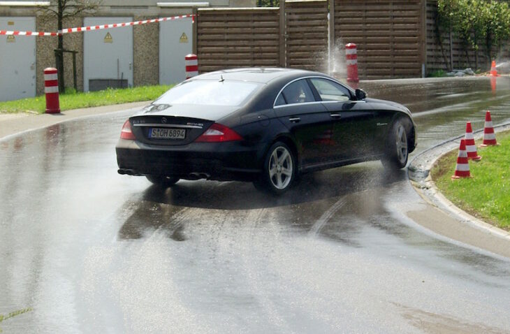 Mercedes drifting demo