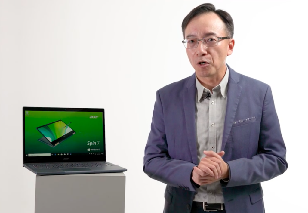 Jerry Kao of Acer promoting laptop