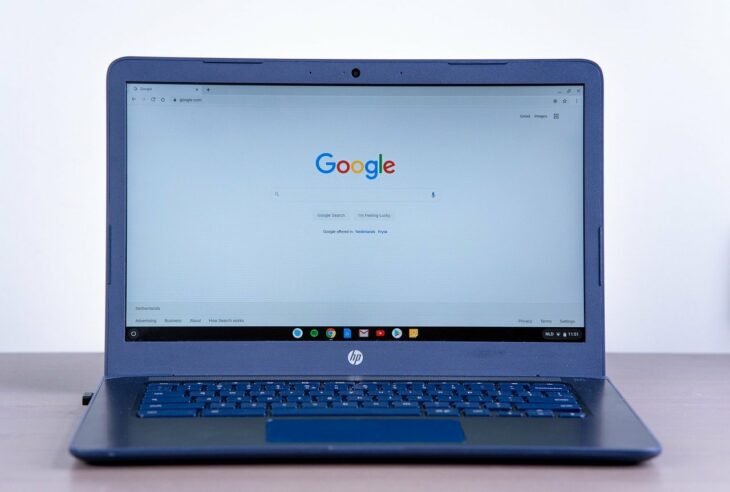 Laptop Chromebook Notebook Tech  - RoonZ-nl / Pixabay