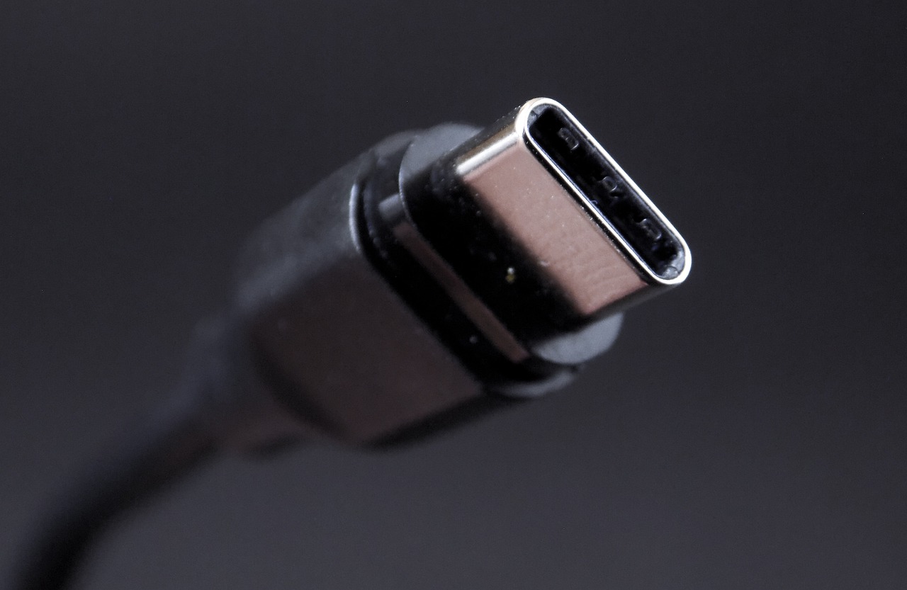 Cable Wire Technology Plug  - tomekwalecki / Pixabay