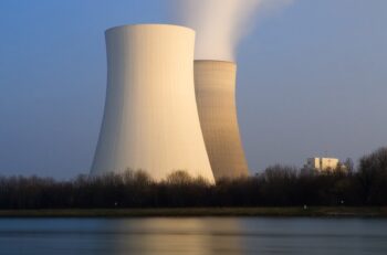 nuclear power plant cooling tower 3145445