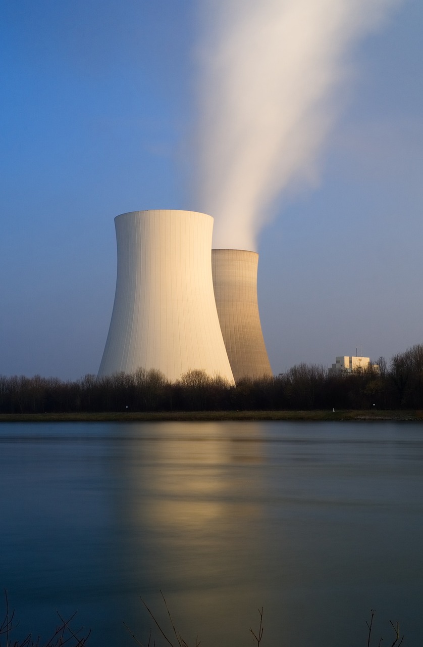 nuclear power plant cooling tower 3145445